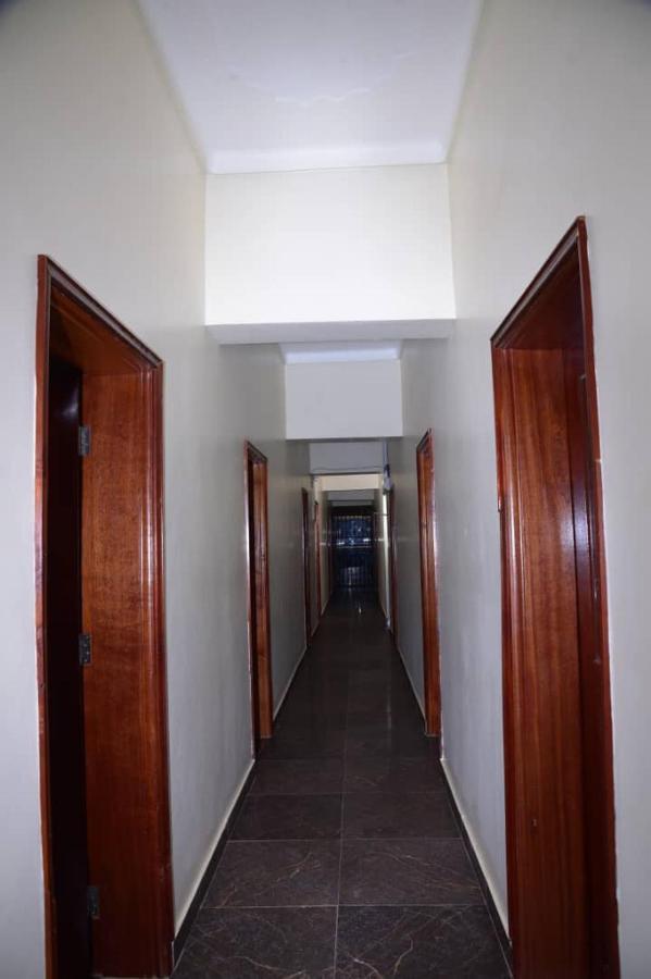 Golden View Hotel Ibanda Exterior photo